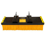 Robuster Gabelstapler Blockbesen mit gelben Borsten und schwarzem Gehäuse, ideal für die Reinigung von Flächen und Lagerbereichen