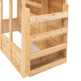 Klassisches Gewächshaus aus Naturholz mit klaren Glasfenstern, hellen Holzlatten und robustem, natürlichem Finish