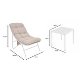 Drei-teiliges Bistro-Set in Creme mit einem gepolsterten Stuhl und einem weißen, schlanken Tisch, ideal für den Außenbereich