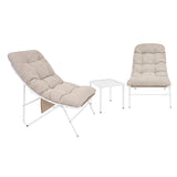 Drei-teiliges Bistro-Set in Creme mit bequemen, gepolsterten Stühlen und einem modernen, weißen Tisch aus Metall