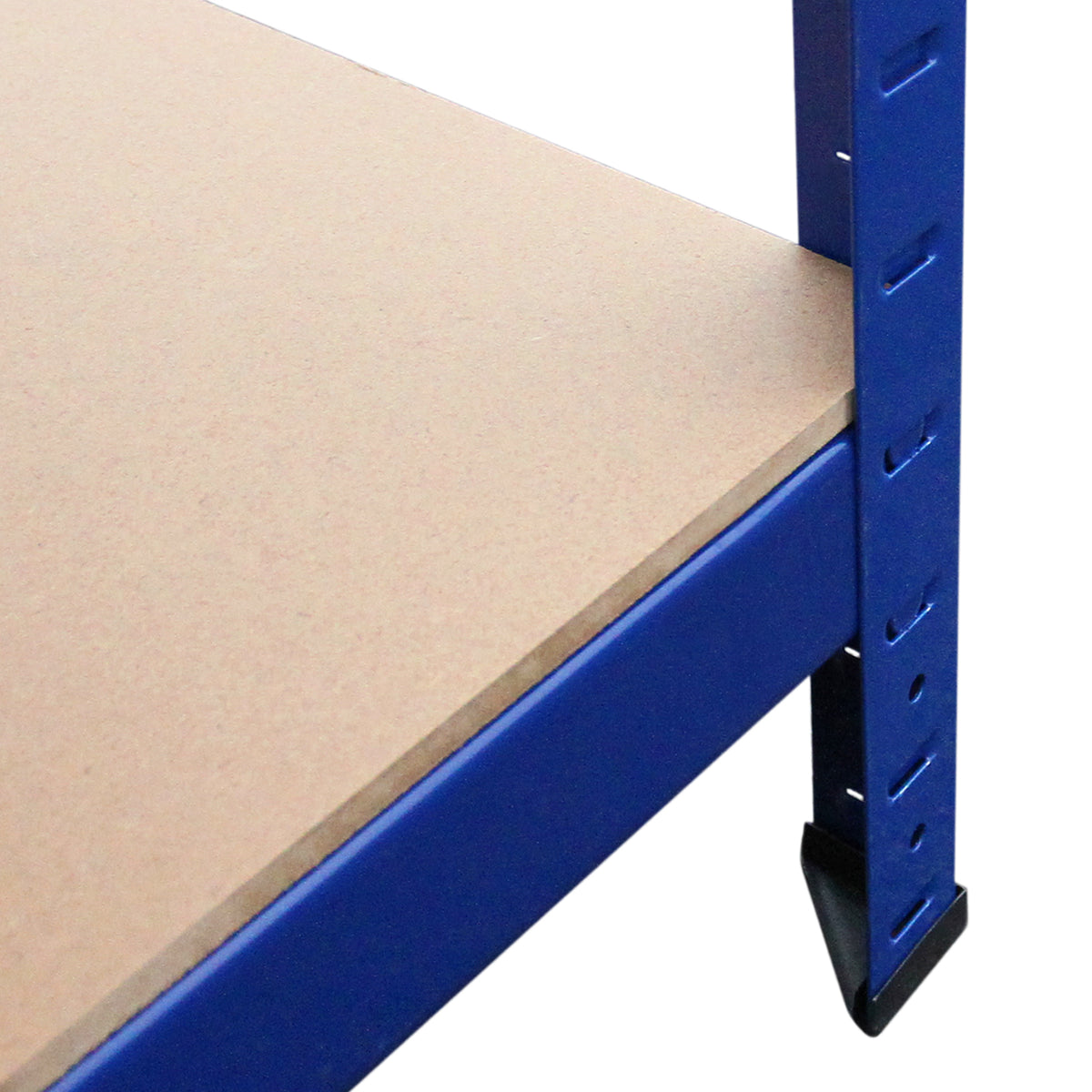 Blaue T-RAX Lagerregale mit stabilen, pulverbeschichteten Metallrahmen und robusten MDF-Regalböden, ideal für die Aufbewahrung von Waren