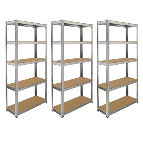 Sechs verzinkte Schwerlastregale in silber mit fünf stabilen, braunen Holzregalen, ideal für Lagerung und Organisation in Werkstätten oder Garagen