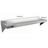 Robustes KuKoo Gastro Wandregal aus Edelstahl, 1400mm lang und 300mm tief, mit glatter Oberfläche und stabilen Halterungen für vielseitige Nutzung