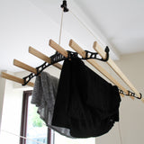 Deckentrockner aus Holz in Schwarz, 2,4 m lang, mit stabilen Holzleisten und robusten Halterungen, ideal zum Trocknen von Kleidung in Innenräumen