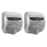 Zwei glänzende, silberne MAXBLAST Händetrockner mit modernem Design, ideal für Gastronomie und öffentliche Einrichtungen