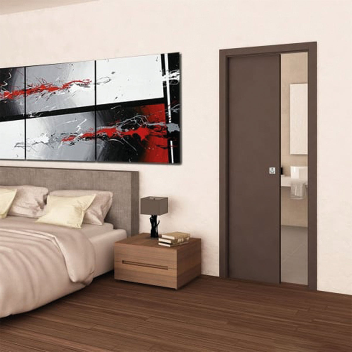 Schiebetürsystem in einem modernen Schlafzimmer, braune Tür, Holzfußboden, stilvolles Bett mit Kissen, abstrakte Wandkunst in Schwarz, Weiß und Rot