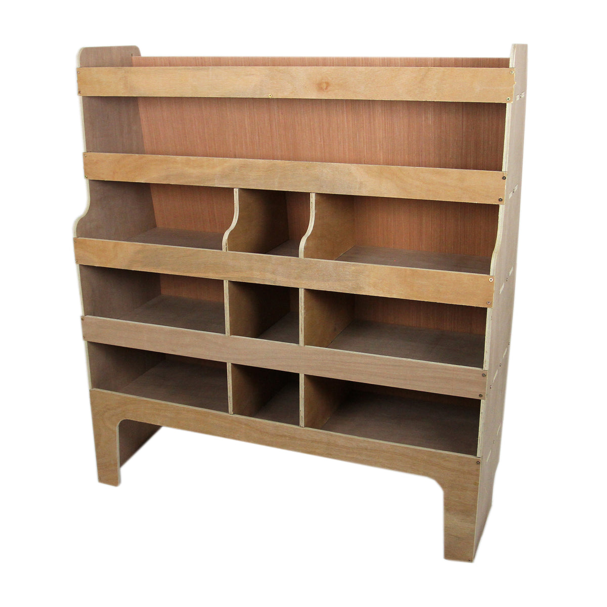 Holzregal mit mehreren offenen Fächern in natürlichem Finish, ideal für die Organisation von Werkzeugen und Ausrüstung im Ford Transit Custom