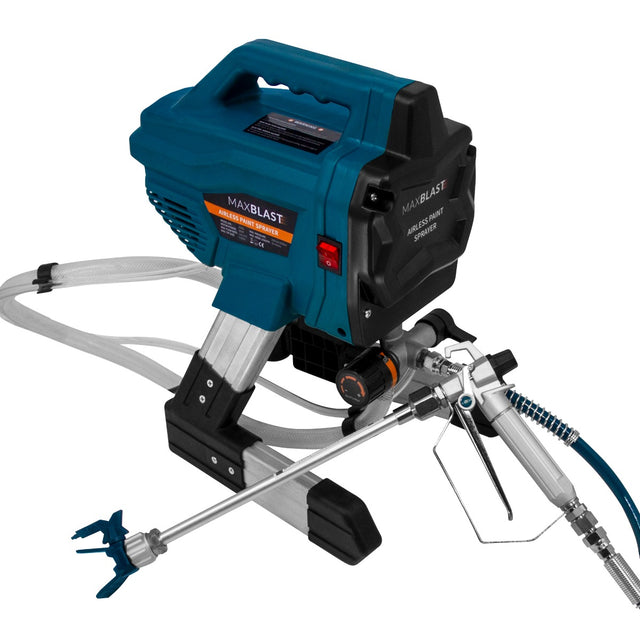 Maxblast Airless Farbsprühgerät in leuchtendem Blau mit schwarzem Gehäuse, ausgestattet mit Schlauch und Spritzpistole für präzises Sprühen