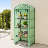 Mini-Gewächshaus mit grüner Polyethylen-Abdeckung, vier Regalen und verschiedenen Pflanzen in Töpfen, ideal für Balkon oder Garten