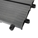 Grau WPC Terrassenfliesen 30 x 30 cm mit gerillter Oberfläche und stabilen Verbindungsclips, ideal für Außenbereiche und Terrassen