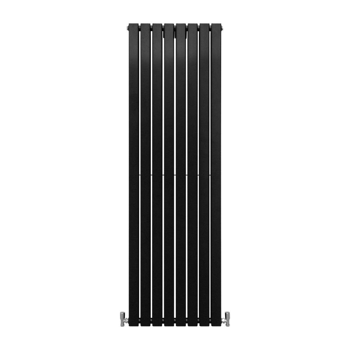 Schlanker, vertikaler Paneelheizkörper in mattem Schwarz, 1800mm hoch und 560mm breit, mit glatten, modernen Linien und eleganten, verchromten Füßen