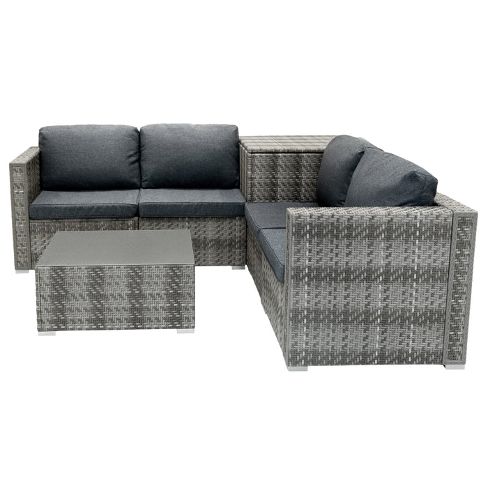 Grau geflochtene Gartenlounge mit bequemen, dunkelgrauen Kissen und passendem Tisch, ideal für entspannte Außenbereiche