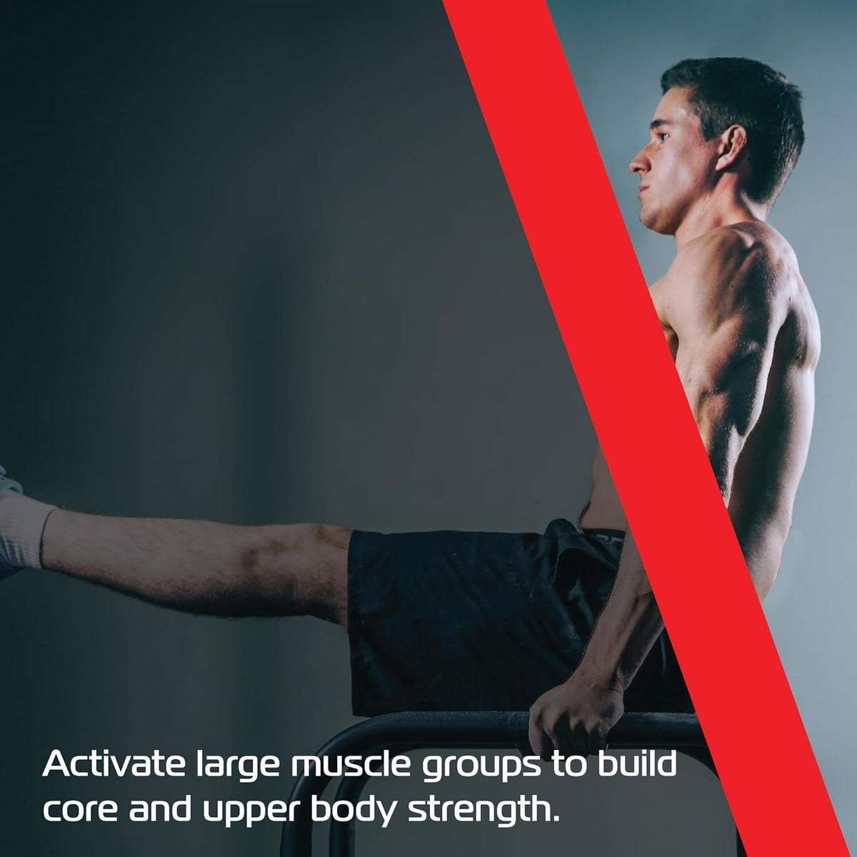 Mann in Sportkleidung trainiert an einem Body Revolution Power Tower, der in Schwarz und Rot gehalten ist, um Kraft und Muskulatur zu stärken
