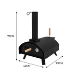 Klassischer Outdoor-Pizzaofen in mattem Schwarz mit Holzgriff, runder Form, Temperaturanzeige und rauchigem Schornstein, ideal für Gartenpartys