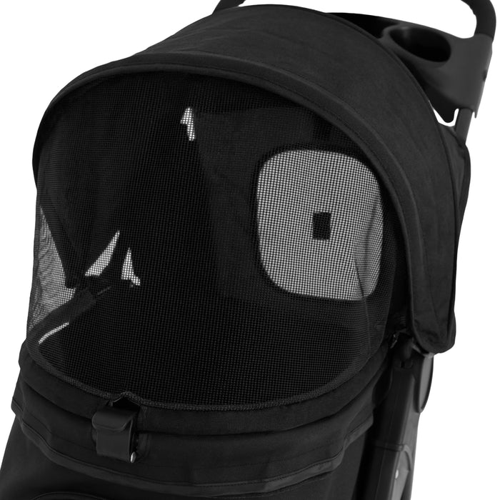 Schwarzer Kinderwagen mit einem Netzverdeck, das Schutz vor Sonne und Insekten bietet, aus strapazierfähigem Material und modernem Design