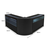 Schwarzes Adonis LED Ladentheke Set mit glänzender Oberfläche, abgerundeten Ecken und integrierter Beleuchtung, ideal für moderne Verkaufsräume