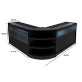 Schwarzes Harmonia LED Verkaufstheken-Set mit eleganten Glasflächen, abgerundeten Ecken und praktischen Regalen, ideal für Verkaufsräume