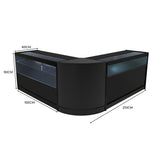 Elegantes Adonis LED Ladentheke Set in Schwarz, bestehend aus zwei Vitrinen und einer Theke, mit klaren Linien und modernen LED-Leuchten, ideal für Verkaufsräume