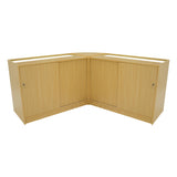 Eckverkaufstheke aus hellem Ahornholz mit zwei geschlossenen Schränken, glatten Oberflächen und eleganter, moderner Form, ideal für Verkaufsräume