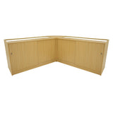 Eckverkaufstheke aus hellem Ahornholz mit glatter Oberfläche, zwei Schubladen und abgerundeten Kanten, ideal für Verkaufsräume und Ausstellungen