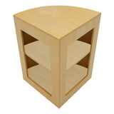Eckige Verkaufstheke aus hellem Ahornholz mit zwei offenen Regalen, glatter Oberfläche und modernen, minimalistischen Design für Verkaufsräume
