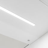 Weißes LED-Verkaufstheken-Set mit schlankem, modernem Design, ideal für Verkaufsräume, bietet effiziente Beleuchtung und elegante Ästhetik