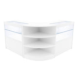 Elegantes, weißes Andromeda LED Verkaufstheken-Set mit zwei Ecken, Glasflächen und offenen Regalen für optimale Produktpräsentation