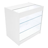 Weißes Verkaufstheken-Set mit gläsernen Regalen, eleganter, moderner Design und klaren Linien, ideal für die Präsentation von Produkten