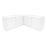 Elegantes, weißes Triton LED Verkaufstheken-Set mit zwei geschlossenen Schränken und gläserner Oberseite, ideal für moderne Verkaufsräume