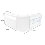 Elegantes, weißes Triton LED Verkaufstheken-Set mit klaren Glasregalen, abgerundeten Kanten und modernen Maßen von 60 cm x 150 cm x 90 cm