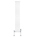 Weißer Gliederheizkörper mit TRV Chromventilen, 1600mm x 240mm, schlankes Design, glatte Oberfläche, ideal für moderne Wohnräume