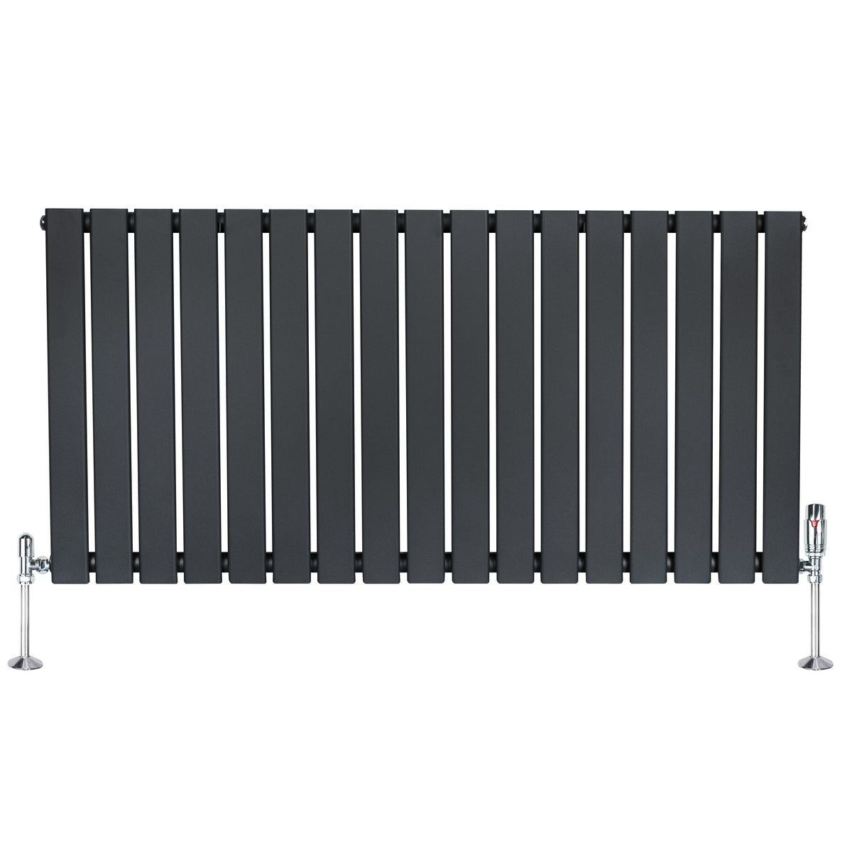 Flachheizkörper in Anthrazitgrau, 600mm x 1190mm, mit vertikalen Lamellen und glänzenden Ventilen, modernes Design für effiziente Wärmeverteilung
