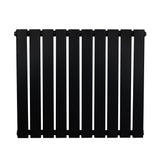 Flachheizkörper in Schwarz, 600mm x 700mm, mit schlanken, vertikalen Lamellen und glatter, mattschwarzer Oberfläche für modernes Wohndesign