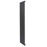 Flachheizkörper in Anthrazitgrau, 1800mm x 420mm, mit schlanken, vertikalen Lamellen und glatter Oberfläche für modernes Raumdesign