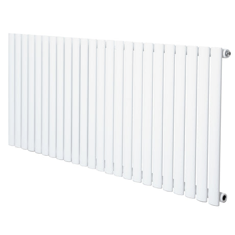 Gliederheizkörper in Weiß, 600mm x 1440mm, mit schlanken, vertikalen Lamellen und glatter, glänzender Oberfläche für effiziente Wärmeverteilung