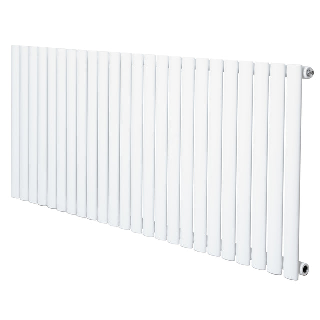 Gliederheizkörper in Weiß, 600mm x 1440mm, mit schlanken, vertikalen Lamellen und glatter, glänzender Oberfläche für effiziente Wärmeverteilung