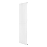 Schlanker, vertikaler Gliederheizkörper in Weiß, 1800mm x 480mm, mit glatten, modernen Linien und einem eleganten, minimalistischen Design