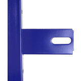 Blauer Metallträger mit einer rechteckigen Form und einer runden Aussparung, ideal für den Fahrzeugausbau und die Montage von Regalsystemen