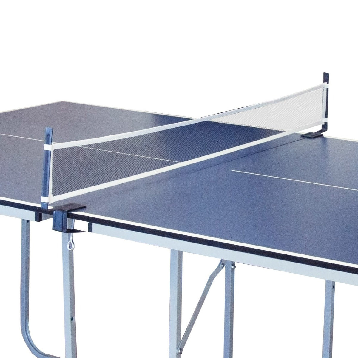 Klappbare Tischtennisplatte in Blau mit stabilen Metallbeinen, Netz und klaren Linien, ideal für drinnen und draußen, platzsparend und funktional